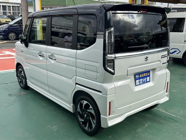 スペーシアカスタム ハイブリッドＸＳターボ　スマートキー　ＬＥＤヘッドライト　両側パワースライドドア　フルオートエアコン　シートヒーター＆ハンドルヒーター　ロールサンシェード　シートバックテーブル　サーキュレーター　届出済未使用車（5枚目）