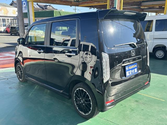 Ｎ－ＷＧＮカスタム Ｌ・ターボホンダセンシング　純正オーディオ・ＥＴＣ付　ホンダセンシング　ＬＥＤヘッドライト　電子制御パーキングブレーキ　オートブレーキホールド機能　本革巻ステアリング　パドルシフト　運転席・助手席シートヒーター　スマートキー（5枚目）