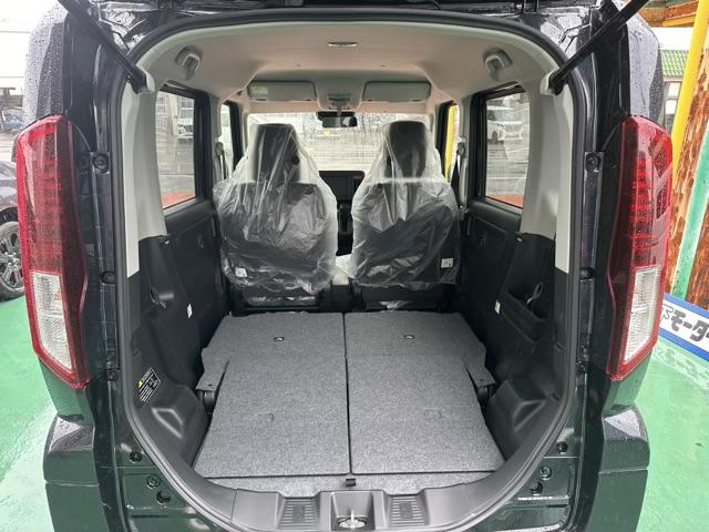 スペーシア ハイブリッドＧ　スマートキー　ＬＥＤヘッドライト　両側スライドドア　フルオートエアコン　ステアリングスイッチ　電動格納ドアミラー　前後パワーウィンドー　衝突被害軽減ブレーキ　アイドリングストップ　届出済未使用車（11枚目）
