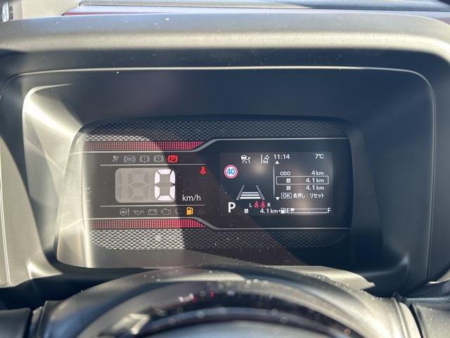 スペーシアカスタム ハイブリッドＧＳ　スマートキー　ＬＥＤヘッドライト　片側パワースライドドア　フルオートエアコン　シートヒーター　ＵＳＢ充電ソケット　ロールサンシェード　オートクルーズコントロール　フォグランプ　届出済未使用車（24枚目）