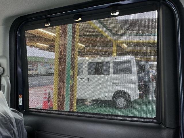 スペーシアカスタム ハイブリッドＸＳ　スマートキー　ＬＥＤヘッドライト　両側パワースライドドア　フルオートエアコン　シートヒーター＆ハンドルヒーター　ロールサンシェード　シートバックテーブル　サーキュレーター　届出済未使用車（10枚目）