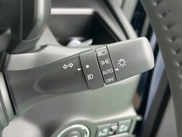 スペーシアカスタム ハイブリッドＸＳ　スマートキー　ＬＥＤヘッドライト　両側パワースライドドア　フルオートエアコン　シートヒーター＆ハンドルヒーター　ロールサンシェード　シートバックテーブル　サーキュレーター　届出済未使用車（26枚目）