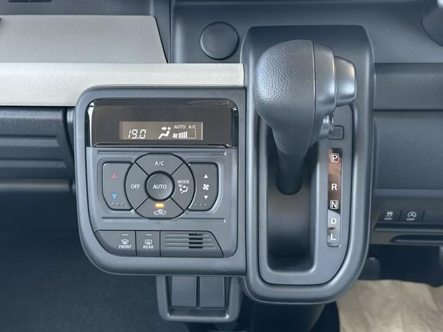 スペーシア ハイブリッドＧ　セーフティサポート　ＬＥＤヘッドランプ　両側スライドドア　キーレスプッシュスタート　フルオートエアコン　電動格納式リモコンドアミラー　デジタルスピードメーター　ファブリックシート表皮　届出済未使用車（15枚目）