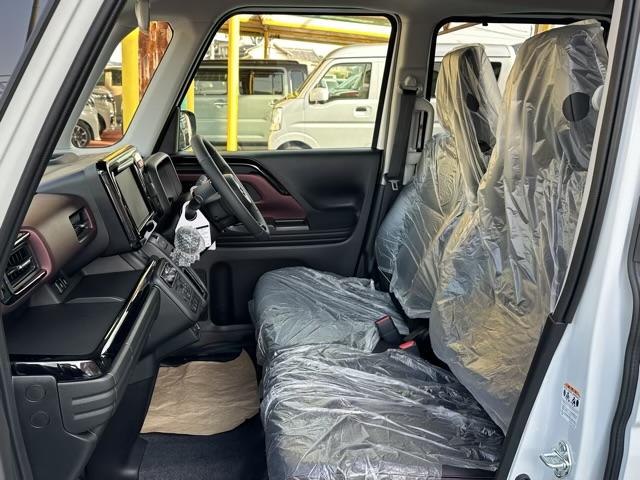 スペーシアカスタム ハイブリッドＸＳ　セーフティサポート　ＬＥＤヘッドランプ　ヘッドアップディスプレイ　電動パーキングブレーキ　パワースライドドア　スリムサーキュレーター　本革巻ステアリング　シート＆ステアリングヒーター　届出済未使用車（6枚目）