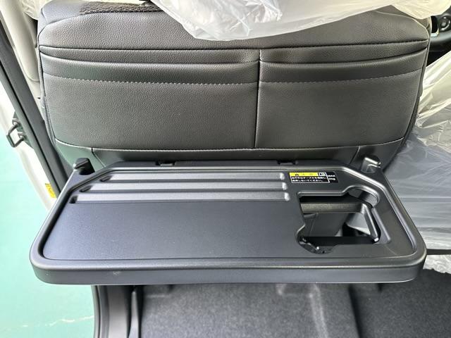 スペーシアカスタム ハイブリッドＸＳ　セーフティサポート　ＬＥＤヘッドランプ　ヘッドアップディスプレイ　電動パーキングブレーキ　パワースライドドア　スリムサーキュレーター　本革巻ステアリング　シート＆ステアリングヒーター　届出済未使用車（10枚目）