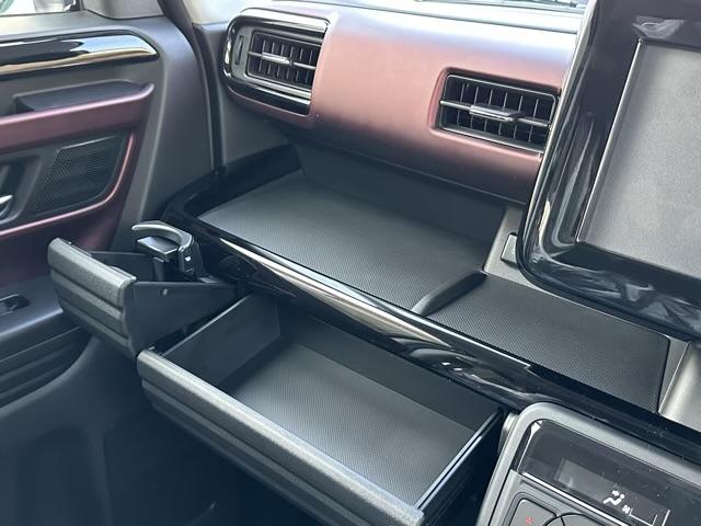 スペーシアカスタム ハイブリッドＸＳ　セーフティサポート　ＬＥＤヘッドランプ　ヘッドアップディスプレイ　電動パーキングブレーキ　パワースライドドア　スリムサーキュレーター　本革巻ステアリング　シート＆ステアリングヒーター　届出済未使用車（35枚目）