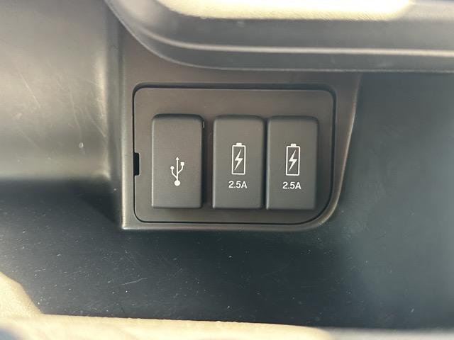 Ｎ－ＢＯＸカスタム Ｌ　純正ナビゲーション　バックカメラ　スマートキー　ＬＥＤヘッドライト　片側パワースライドドア　フルオートエアコン　シートヒーター　ロールサンシェード　シートバックテーブル　ＵＳＢ充電ソケット（28枚目）