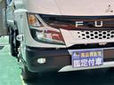 全低床　平ボディ　２ｔ　フォグランプ　電動格納ドアミラー　追突防止　車線逸脱警報装置　スマートキー　ＬＥＤヘッドライト　パワーウィンドー　フォグランプ　アイドリングストップ（29枚目）