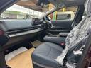 ★5年間新車保証★初度登録から5年間の新車保証が含まれています。長期間、安心してお乗り頂けます!保証費用は支払総額に含まれています!遠方のお客様は保証継承後、お近くのディーラーにて保証が受けられます!