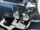 Ｔ　プレミアム　４ＷＤ　両側電動スライドドア　電動格納式ヒーテッドドアミラー　マイパイロット　ステアリングヒーター　デジタルルームミラー　アラウンドモニター　サーキュレーター　電動パーキングブレーキ　届出済未使用車（31枚目）