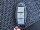 ベースグレード 6MT LEDヘッドランプ NissanConnectナビゲーション バックモニター ETC2.0 本革巻ステアリング 3連サブメーター アルミペダル エマージェンシーブレーキ スマートキー(24枚目)