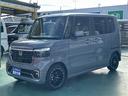 N-BOXカスタム ターボコーディネートスタイル ホンダセンシング LEDヘッドライト LEDフォグランプ 電子制御パーキングブレーキ オートブレーキホールド 両側パワースライドドア 本革巻ステライング 運転席・助手席シートヒーター 届出済未使用車(4枚目)