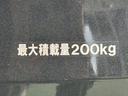 ＸＦ　セーフティサポート　ＬＥＤヘッドランプ　パワースライドドア　運転席・助手席シートヒーター　ロールサンシェード　電動格納式リモコンドアミラー　ＵＳＢ電源ソケット　オーバーヘッドシェルフ　届出済未使用車（14枚目）