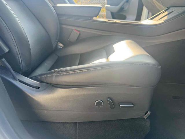 モデルＹ ベースグレード　ＥＴＣ　クリアランスソナー　パワーシート　サンルーフ　アルミホイール　ＣＶＴ　ＡＢＳ　ＥＳＣ　エアコン　パワーステアリング　パワーウィンドウ（28枚目）