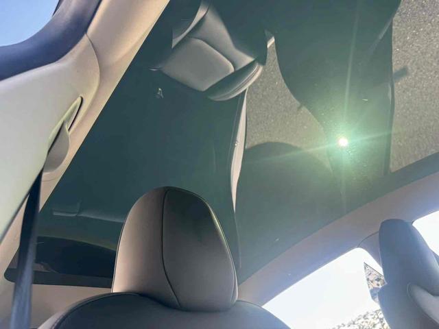 モデルＹ ベースグレード　ＥＴＣ　クリアランスソナー　パワーシート　サンルーフ　アルミホイール　ＣＶＴ　ＡＢＳ　ＥＳＣ　エアコン　パワーステアリング　パワーウィンドウ（44枚目）