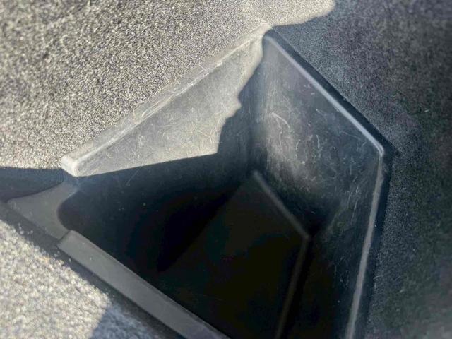 モデルＹ ベースグレード　ＥＴＣ　クリアランスソナー　パワーシート　サンルーフ　アルミホイール　ＣＶＴ　ＡＢＳ　ＥＳＣ　エアコン　パワーステアリング　パワーウィンドウ（52枚目）