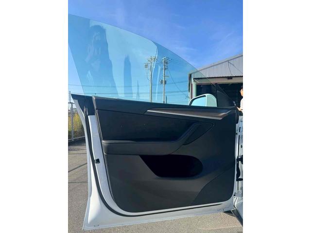 モデルＹ ベースグレード　ＥＴＣ　クリアランスソナー　パワーシート　サンルーフ　アルミホイール　ＣＶＴ　ＡＢＳ　ＥＳＣ　エアコン　パワーステアリング　パワーウィンドウ（59枚目）