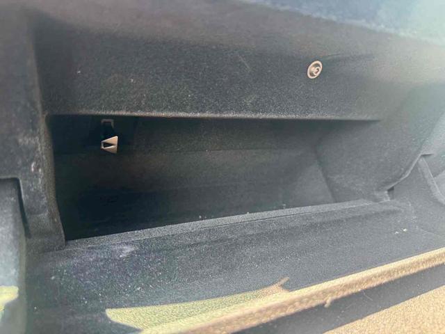 モデルＹ ベースグレード　ＥＴＣ　クリアランスソナー　パワーシート　サンルーフ　アルミホイール　ＣＶＴ　ＡＢＳ　ＥＳＣ　エアコン　パワーステアリング　パワーウィンドウ（60枚目）