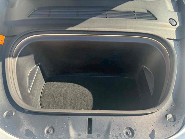 モデルＹ ベースグレード　ＥＴＣ　クリアランスソナー　パワーシート　サンルーフ　アルミホイール　ＣＶＴ　ＡＢＳ　ＥＳＣ　エアコン　パワーステアリング　パワーウィンドウ（62枚目）