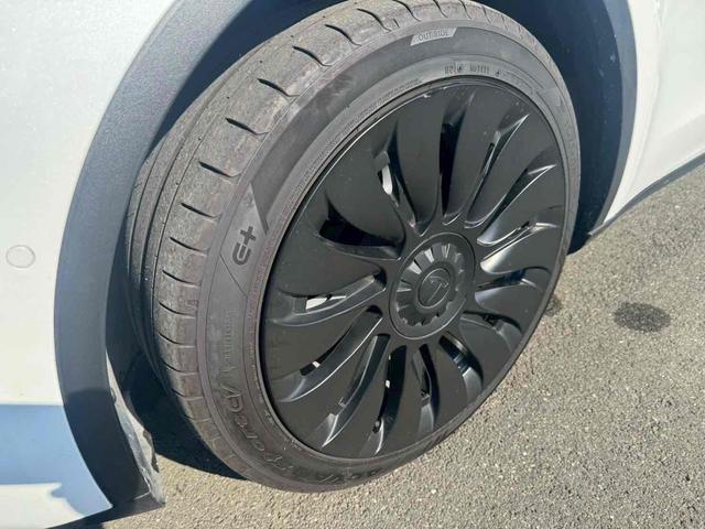 モデルＹ ベースグレード　ＥＴＣ　クリアランスソナー　パワーシート　サンルーフ　アルミホイール　ＣＶＴ　ＡＢＳ　ＥＳＣ　エアコン　パワーステアリング　パワーウィンドウ（65枚目）