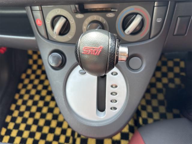 R1 R ETC キーレスエントリー 電動格納ミラー CVT ABS CD アルミホイール 衝突安全ボディ エアコン パワーステアリング パワーウィンドウ(4枚目)