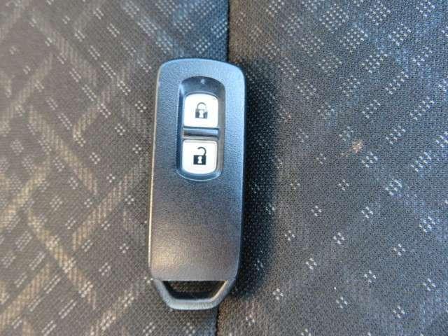 G 純正メモリーナビ ワンセグTV DVD再生 リアカメラ Bluetooth接続 HIDヘッドライト ベンチシート アルミホイール 禁煙車 スマートキー(19枚目)