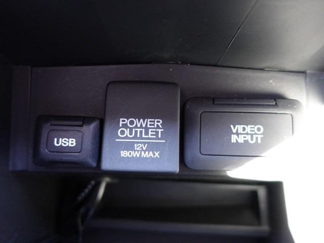 タイプR ギャザズメモリーナビ フルセグTV DVD再生 Bluetooth CD SD USB ミュージックサーバー ETC2.0 バックカメラ LEDヘッドライト スマートキー 禁煙車 ワンオーナーカー(16枚目)