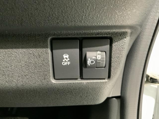 Ｎ－ＢＯＸカスタム ターボ　ＨＳＥＮＳＩＮＧ新車保証試乗車ワンオ－ナ－　イモビライザー　１オナ　衝突被害軽減　キーフリー　ＥＳＣ　パワステ　ＤＶＤ再生　両席エアバック　サイドエアバッグ　ターボ車　ＵＳＢ接続　スマキー　Ｂカメ（14枚目）