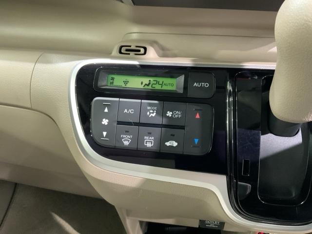 N-BOX G・Lパッケージ あんしんPKG 1年保証 ナビVXM-155VSi TV Rカメラ BTオ-ディオ DVD ETC HID 両側電動ドア VSA スマ-トキ- 盗難防止装置 整備記録簿 AAC ベンチシ-ト 両PSD(8枚目)