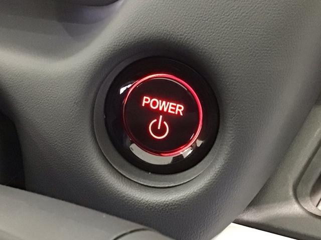 フィット ｅ：ＨＥＶホーム　ＨＳＥＮＳＩＮＧ　新車保証試乗車　ワンオ－ナ－　ナビＶＸＵ－２４５ＦＴＩ　ＴＶ　Ｒカメラ　ＣＤ録音　ＢＴオーディオ　ＤＶＤ　ＥＴＣ　ＬＥＤライト　ＶＳＡ　クルコン　スマ－トキ－　盗難防止装置　１オナ（14枚目）