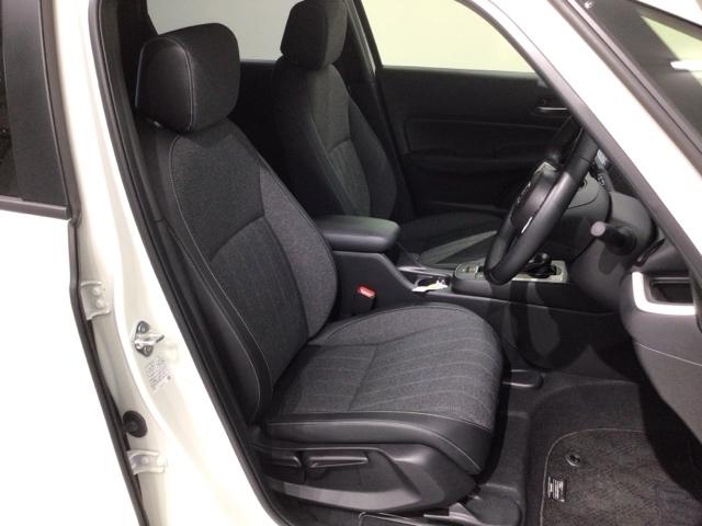 フィット ｅ：ＨＥＶホーム　ＨＳＥＮＳＩＮＧ　新車保証試乗車　ワンオ－ナ－　ナビＶＸＵ－２４５ＦＴＩ　ＴＶ　Ｒカメラ　ＣＤ録音　ＢＴオーディオ　ＤＶＤ　ＥＴＣ　ＬＥＤライト　ＶＳＡ　クルコン　スマ－トキ－　盗難防止装置　１オナ（17枚目）