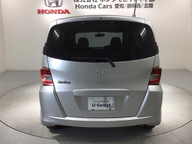 フリードスパイク Ｇジャストセレクション　１年保証　ワンオ－ナ－　ナビＶＸＭ－１１８ＶＳ　ＴＶ　ＤＶＤ　ＥＴＣ　ＨＩＤ　キーレスキー　盗難防止装置　整備記録簿　ドアバイザ－　ＡＡＣ　セキュリティー　ナビ・テレビ　ＡＵＴＯエアコン　ワンセグ（17枚目）