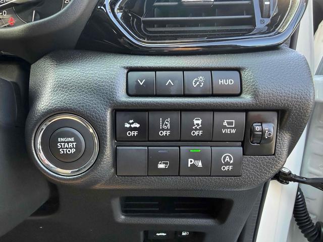 フロンクス ベースグレード　４ＷＤ　ＥＴＣ　全周囲カメラ　クリアランスソナー　オートクルーズコントロール　レーンアシスト　衝突被害軽減システム　ナビ　ＴＶ　オートライト　ＬＥＤヘッドランプ　アルミホイール　スマートキー（9枚目）