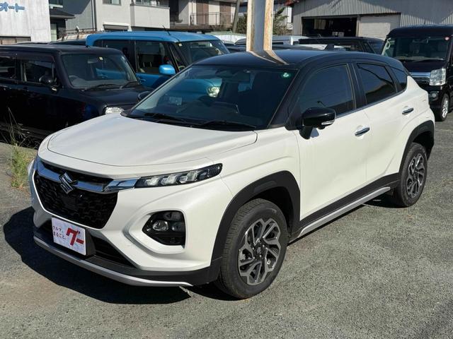 フロンクス ベースグレード　４ＷＤ　ＥＴＣ　全周囲カメラ　クリアランスソナー　オートクルーズコントロール　レーンアシスト　衝突被害軽減システム　ナビ　ＴＶ　オートライト　ＬＥＤヘッドランプ　アルミホイール　スマートキー（13枚目）