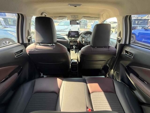 フロンクス ベースグレード　４ＷＤ　ＥＴＣ　全周囲カメラ　クリアランスソナー　オートクルーズコントロール　レーンアシスト　衝突被害軽減システム　ナビ　ＴＶ　オートライト　ＬＥＤヘッドランプ　アルミホイール　スマートキー（24枚目）