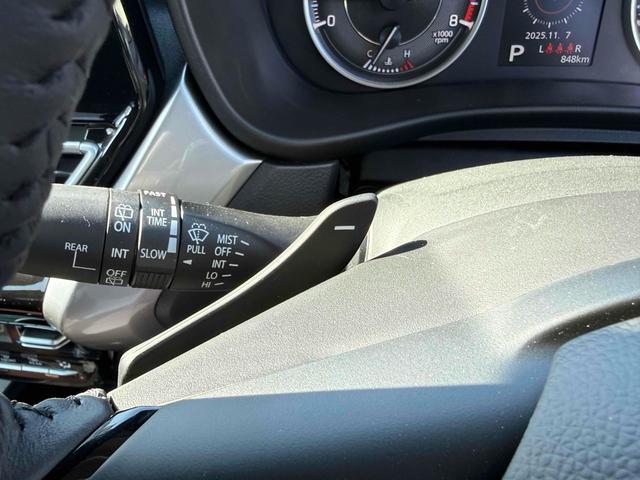 フロンクス ベースグレード　４ＷＤ　ＥＴＣ　全周囲カメラ　クリアランスソナー　オートクルーズコントロール　レーンアシスト　衝突被害軽減システム　ナビ　ＴＶ　オートライト　ＬＥＤヘッドランプ　アルミホイール　スマートキー（41枚目）