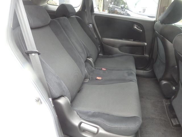 ストリーム RSZ 1年保証付 バックカメラ ETC HIDヘッドライト オートライト キーレスエントリー パドルシフト オートエアコン 電動格納ミラー バニティミラー フォグランプ 純正アルミホイール パワーウィンドウ(26枚目)