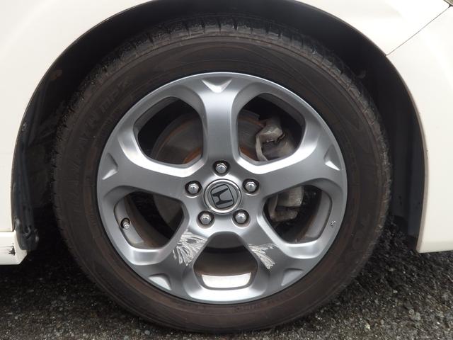 ストリーム RSZ 1年保証付 バックカメラ ETC HIDヘッドライト オートライト キーレスエントリー パドルシフト オートエアコン 電動格納ミラー バニティミラー フォグランプ 純正アルミホイール パワーウィンドウ(38枚目)