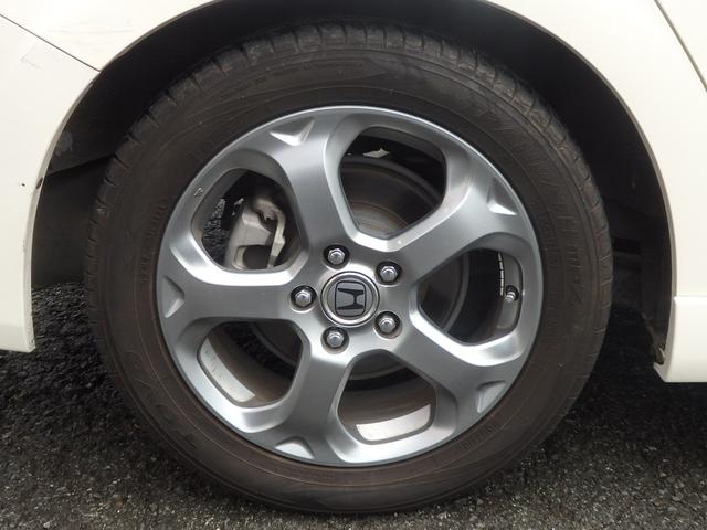 ストリーム RSZ 1年保証付 バックカメラ ETC HIDヘッドライト オートライト キーレスエントリー パドルシフト オートエアコン 電動格納ミラー バニティミラー フォグランプ 純正アルミホイール パワーウィンドウ(39枚目)