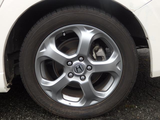ストリーム RSZ 1年保証付 バックカメラ ETC HIDヘッドライト オートライト キーレスエントリー パドルシフト オートエアコン 電動格納ミラー バニティミラー フォグランプ 純正アルミホイール パワーウィンドウ(40枚目)