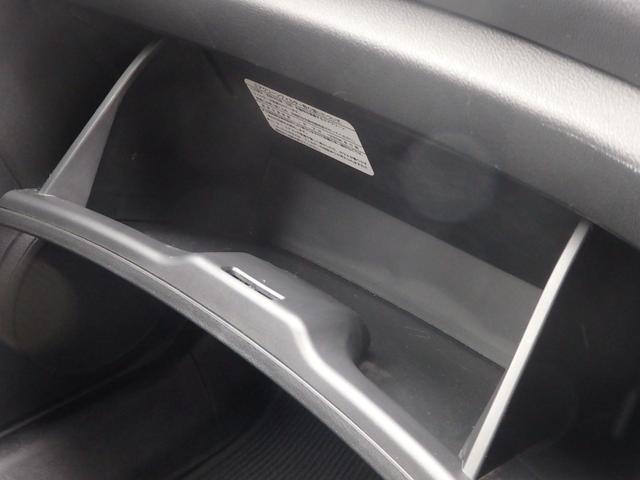 ストリーム RSZ 1年保証付 バックカメラ ETC HIDヘッドライト オートライト キーレスエントリー パドルシフト オートエアコン 電動格納ミラー バニティミラー フォグランプ 純正アルミホイール パワーウィンドウ(48枚目)