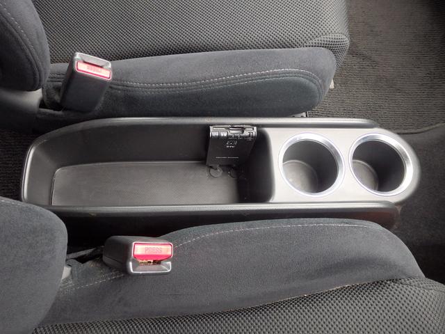 ストリーム RSZ特別仕様車 HDDナビエディション 1年保証付 純正HDDナビ バックカメラ ETC HIDヘッドライト オートライト パドルシフト CD・DVD再生 キーレスエントリー ステアリングスイッチ オートエアコン フォグランプ 電格ミラー(50枚目)