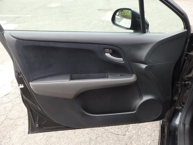 ストリーム RSZ特別仕様車 HDDナビエディション 1年保証付 純正HDDナビ バックカメラ ETC HIDヘッドライト オートライト パドルシフト CD・DVD再生 キーレスエントリー ステアリングスイッチ オートエアコン フォグランプ 電格ミラー(54枚目)