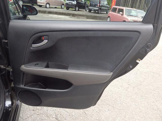 ストリーム RSZ特別仕様車 HDDナビエディション 1年保証付 純正HDDナビ バックカメラ ETC HIDヘッドライト オートライト パドルシフト CD・DVD再生 キーレスエントリー ステアリングスイッチ オートエアコン フォグランプ 電格ミラー(57枚目)