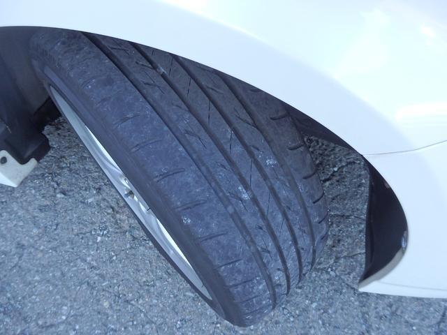 プリウス Ｓツーリングセレクション　１年保証付　車検令和９年８月迄　純正ナビ　フルセグＴＶ　前後ドライブレコーダー　バックカメラ　Ｂｌｕｅｔｏｏｔｈ　ＥＴＣ　ＣＤ・ＤＶＤ再生　ステアリングスイッチ　ＬＥＤヘッドライト　プッシュスタート（39枚目）