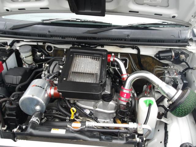 ジムニー ランドベンチャー モンスタースポーツコンプリト 1オーナー ハイトアップサスペション足回カスタム ルーフキャリアー ブースト計 社外マフラ-&グリル&前後バンパー 天井デッドニング デイトナ16インチ225/75R16(22枚目)