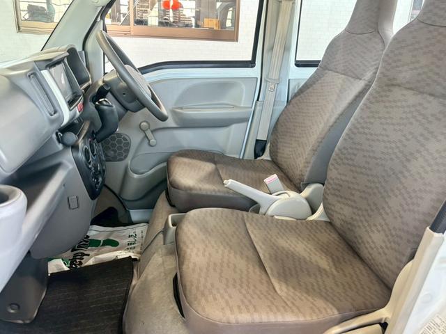 エブリイ ＰＡ　ＡＴ　ナビ　バックカメラ　ＥＴＣ　両側スライドドア　運転席エアバック　修復歴無し　ハイルーフ（9枚目）