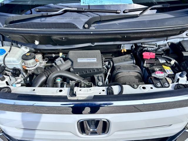 Ｎ－ＢＯＸ Ｇ・Ｌターボホンダセンシング　純正８インチナビ　フルセグＴＶ　Ｂカメラ　後席フリップダウンモニター　ドライブレコーダー　ＥＴＣ　両側電動スライドドア　衝突被害軽減システム　ＬＥＤヘッドランプ　スマートキー　修復歴無し　ターボ（20枚目）