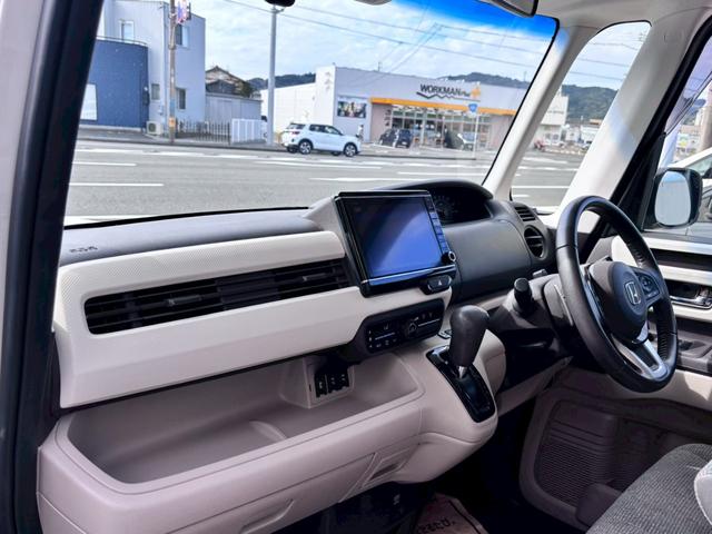 Ｎ－ＢＯＸ Ｇ・Ｌターボホンダセンシング　純正８インチナビ　フルセグＴＶ　Ｂカメラ　後席フリップダウンモニター　ドライブレコーダー　ＥＴＣ　両側電動スライドドア　衝突被害軽減システム　ＬＥＤヘッドランプ　スマートキー　修復歴無し　ターボ（35枚目）