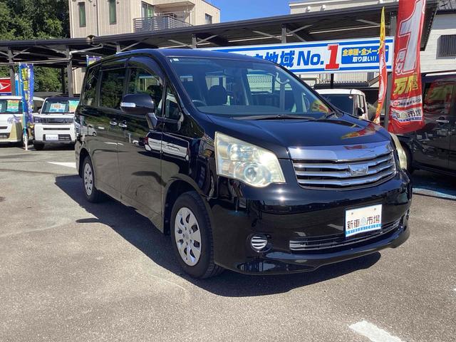 ノア  修復歴無 ETC バックカメラ ナビ 地デジTV 両側スライドドア スマートキー 電動格納ミラー 3列シート CVT CD Bluetooth エアコン パワーウィンドウ(3枚目)